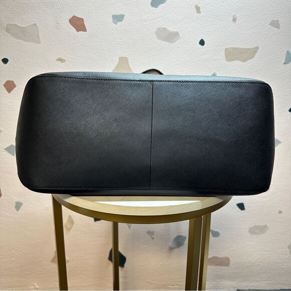 HENRI BENDEL Safianno Leather Extra Large Tote - Picture 3 of 8